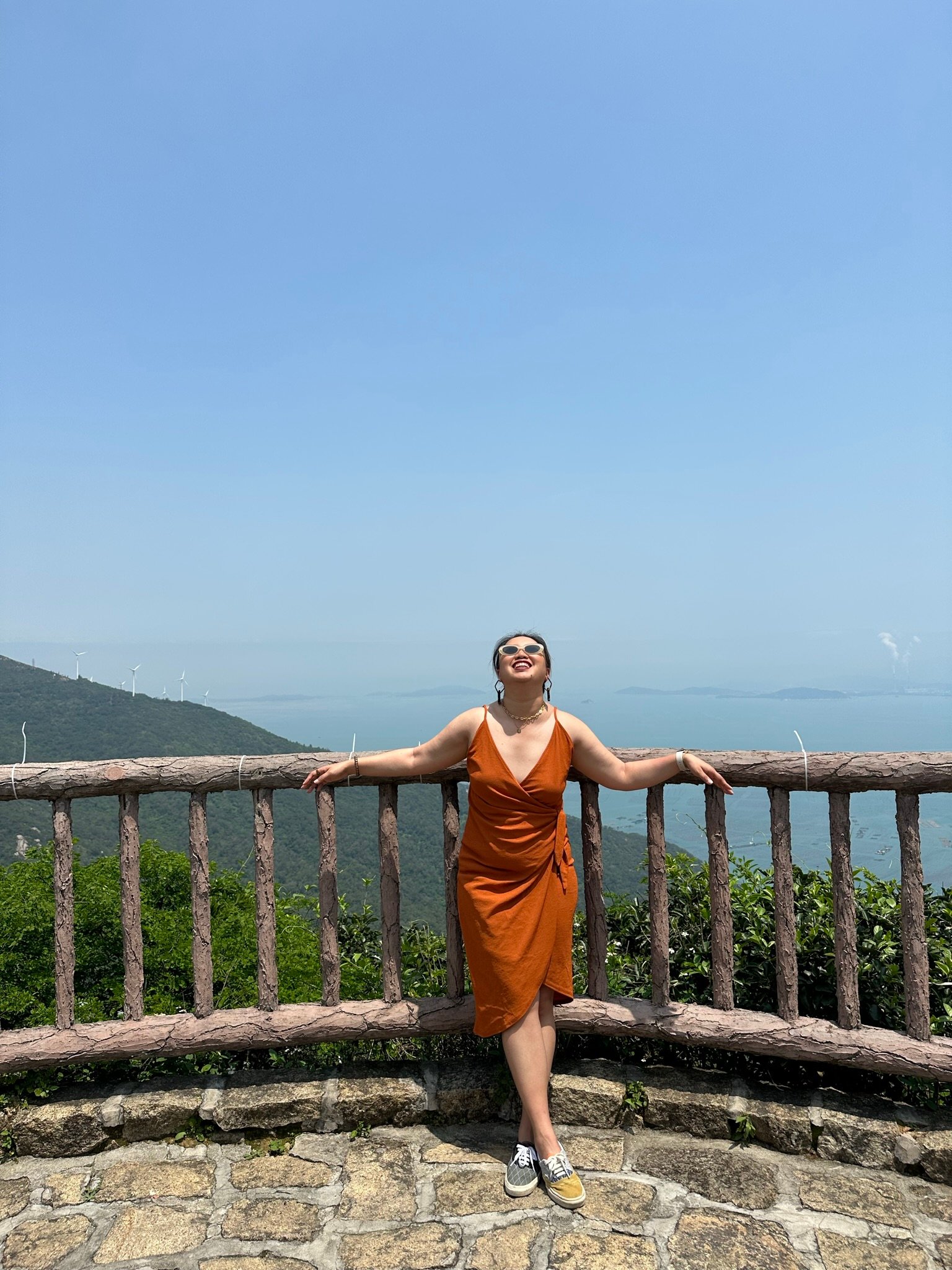 Tina travelling by the sea